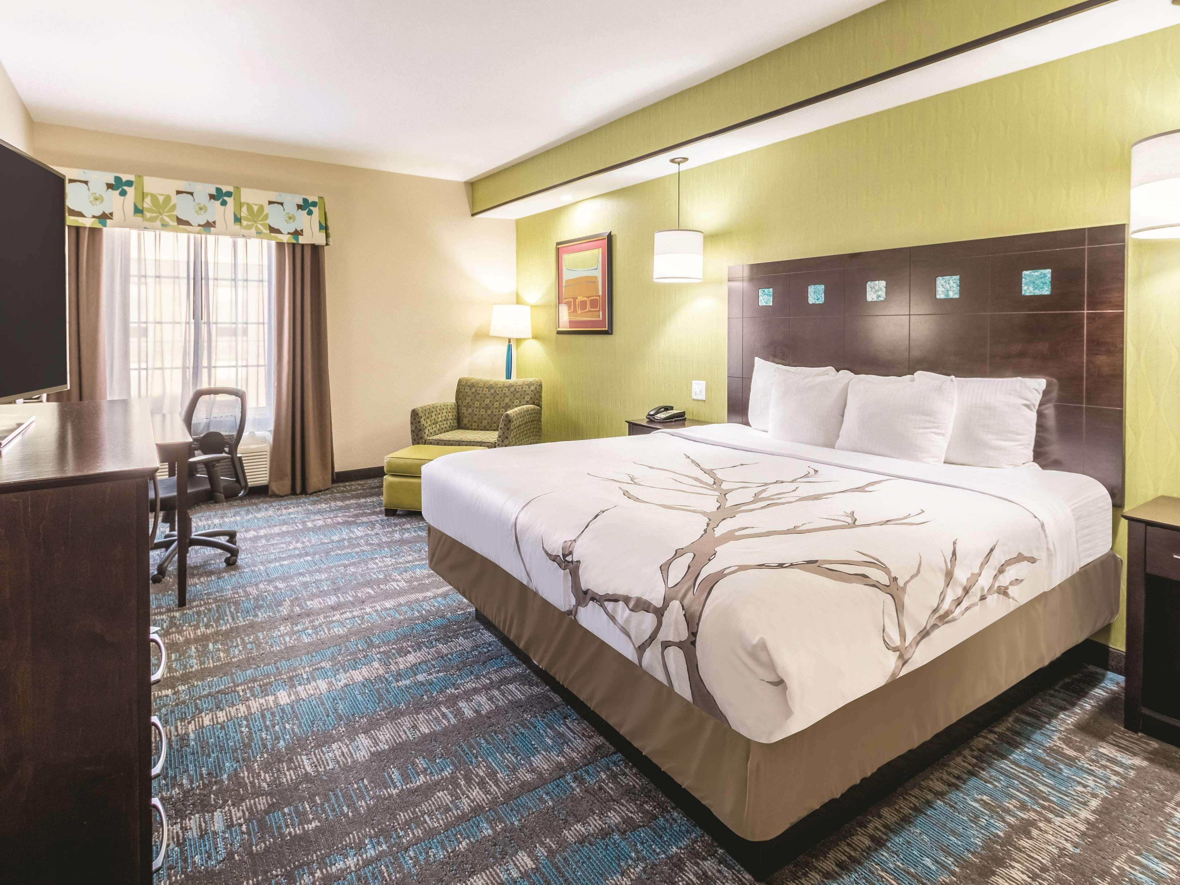 La Quinta By Wyndham Dallas Grand Prairie South Exterior photo